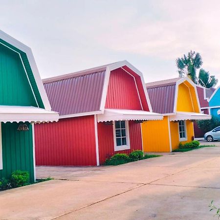 Color Ville Hotel Sha Certified Sakon Nakhon Ngoại thất bức ảnh