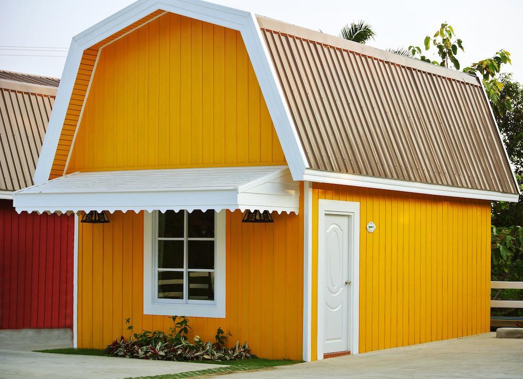Color Ville Hotel Sha Certified Sakon Nakhon Ngoại thất bức ảnh