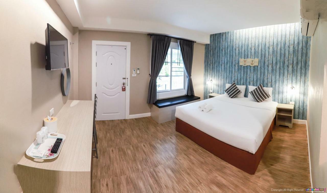 Color Ville Hotel Sha Certified Sakon Nakhon Ngoại thất bức ảnh