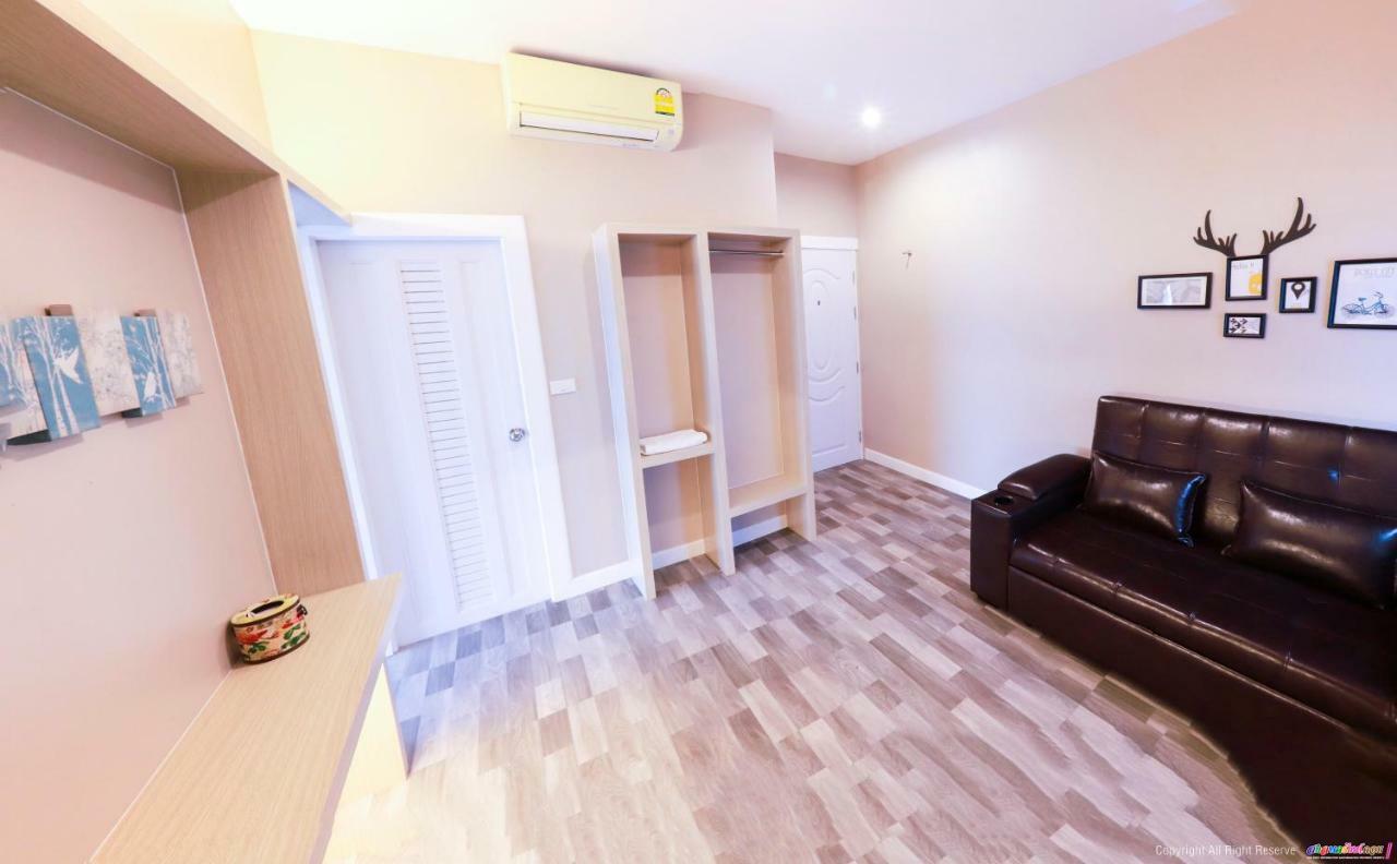 Color Ville Hotel Sha Certified Sakon Nakhon Ngoại thất bức ảnh