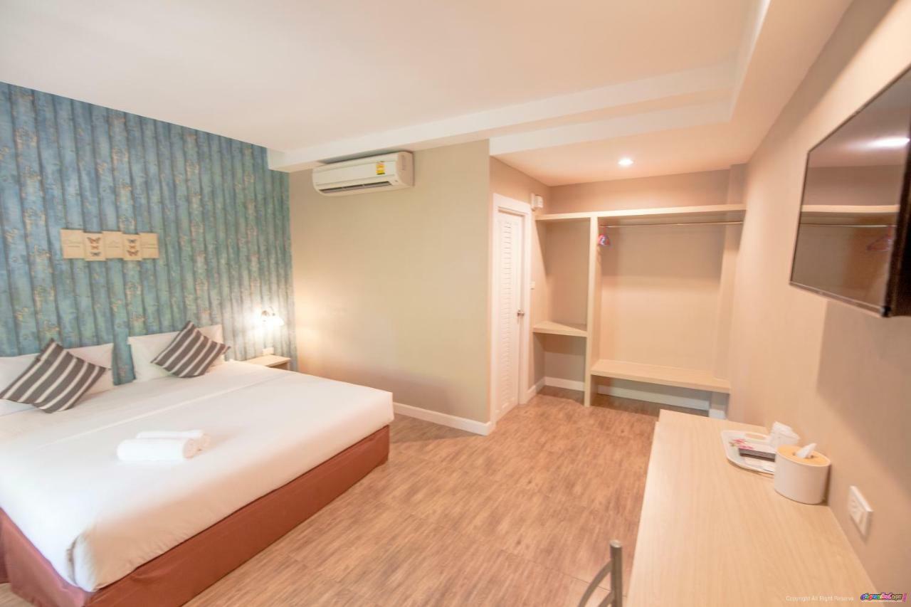 Color Ville Hotel Sha Certified Sakon Nakhon Ngoại thất bức ảnh